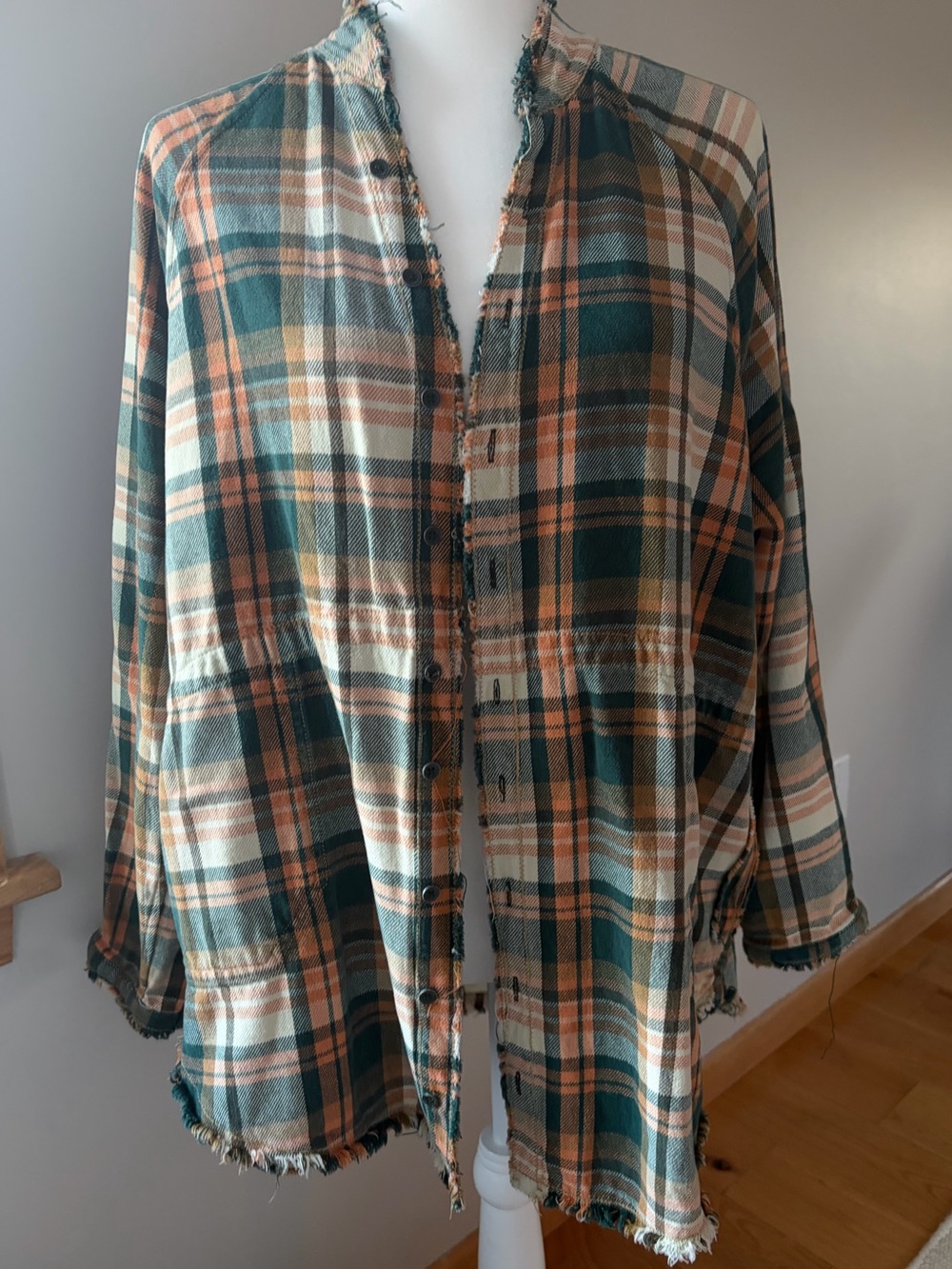 We The Free flannel BUTTON UP shirt Women’s oversized XS. FALL COLORS